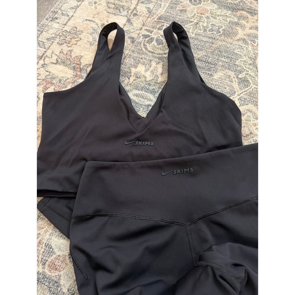 Nike Skims Black Onyx Dri-Fit Athletic Set - Picture 3 of 5